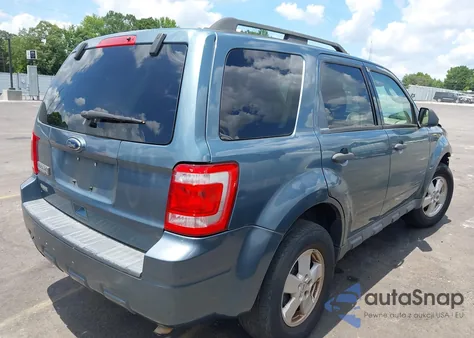 2010 Ford Escape Xlt from USA, damaged, VIN 1FMCU0D75AKB11637